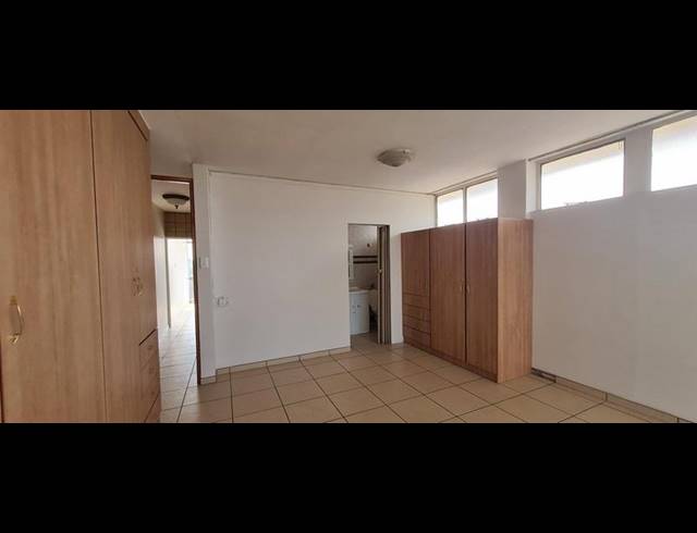 2 BEDROOM APARTMENT FOR SALE IN ARCON PARK